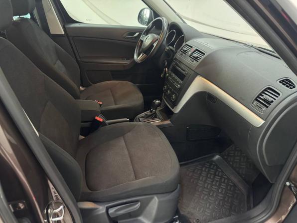 Skoda Yeti I Рестайлинг с пробегом 2014 года, цена 1 399 000 рублей, 70821 км, внедорожник, Автокод Объявления