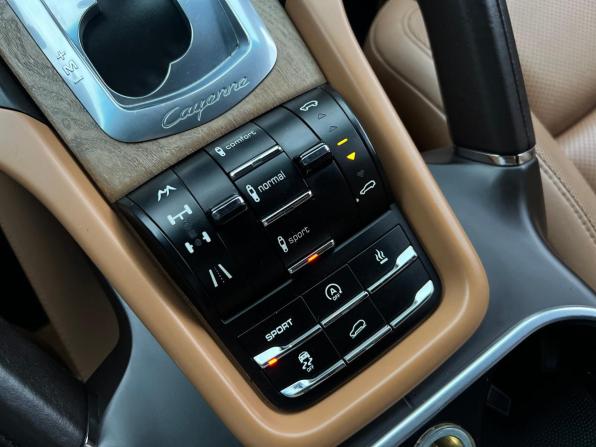 Porsche Cayenne II (958) с пробегом 2011 года, цена 2 090 000 рублей, 108416 км, внедорожник, Автокод Объявления