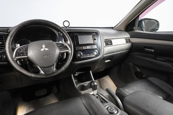 Mitsubishi Outlander III с пробегом 2013 года, цена 1 329 000 рублей, 287000 км, внедорожник, Автокод Объявления