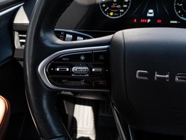 Omoda C5 I с пробегом 2022 года, цена 1 680 000 рублей, 65056 км, внедорожник, Автокод Объявления