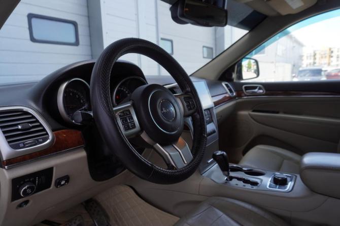 Jeep Grand Cherokee IV (WK2) с пробегом 2012 года, цена 1 879 000 рублей, 285955 км, внедорожник, Автокод Объявления