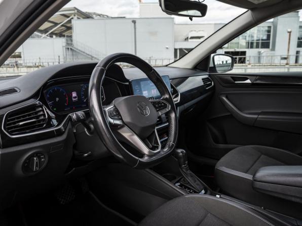 Volkswagen Polo VI с пробегом 2020 года, цена 2 099 000 рублей, 118532 км, лифтбек, Автокод Объявления
