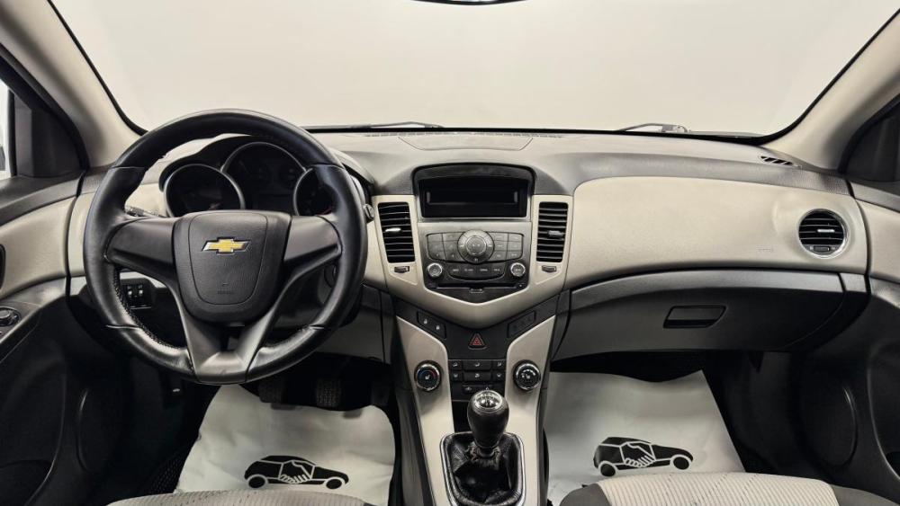 Chevrolet Cruze I Киров  - изображение 9