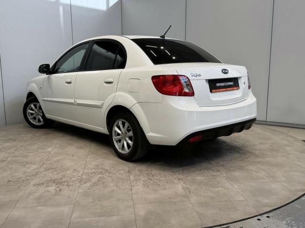 Kia Rio II Рестайлинг с пробегом 2011 года, цена 599 000 рублей, 218730 км, седан, Автокод Объявления