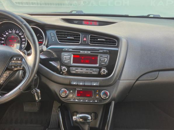 Kia Ceed II с пробегом 2012 года, цена 1 119 000 рублей, 165000 км, хэтчбек, Автокод Объявления