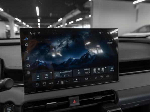 Toyota RAV4 VI (XA60) с пробегом 2026 года, цена 4 070 000 рублей, 27 км, внедорожник, Автокод Объявления