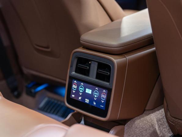 Новый Porsche Taycan I Рестайлинг 2025 года, цена 27 990 000 рублей, универсал, Автокод Объявления