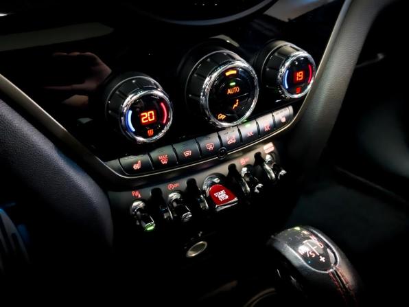 Mini Countryman II с пробегом 2019 года, цена 2 750 000 рублей, 130586 км, внедорожник, Автокод Объявления