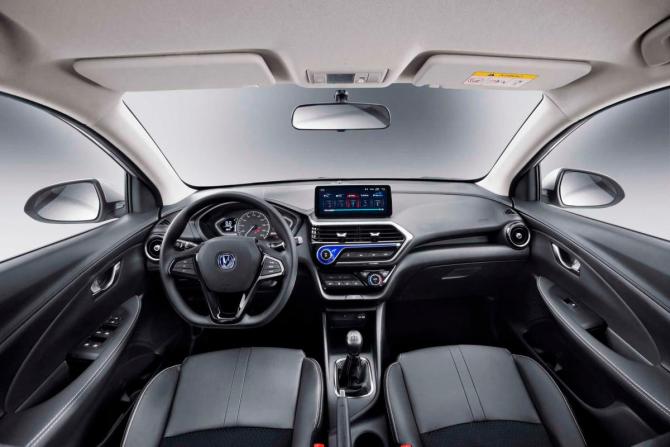 Новый Changan Alsvin 2024 года, цена 1 739 900 рублей, седан, Автокод Объявления