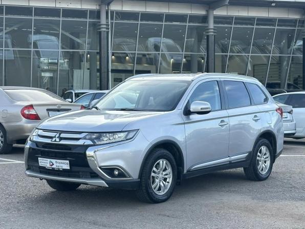 Mitsubishi Outlander III Рестайлинг 2 с пробегом 2016 года, цена 1 650 000 рублей, 136000 км, внедорожник, Автокод Объявления
