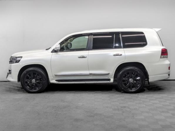 Toyota Land Cruiser 200 Series Рестайлинг 2 с пробегом 2020 года, цена 7 400 000 рублей, 127645 км, внедорожник, Автокод Объявления