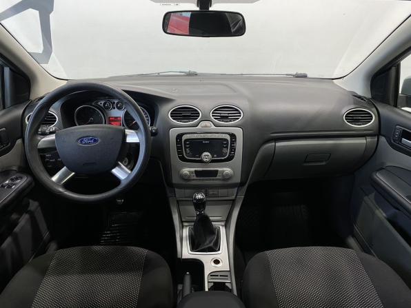 Ford Focus II Рестайлинг с пробегом 2010 года, цена 669 900 рублей, 161000 км, седан, Автокод Объявления