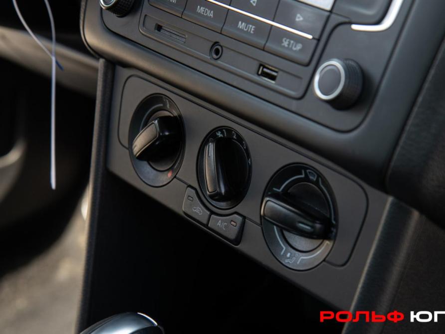 Volkswagen Polo V Рестайлинг Москва  - изображение 12
