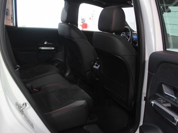 Mercedes-Benz GLB I (X247) Рестайлинг с пробегом 2024 года, цена 6 250 000 рублей, 4980 км, внедорожник, Автокод Объявления