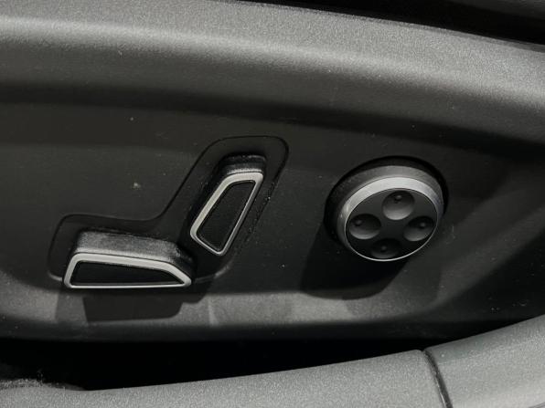 Changan UNI-V I с пробегом 2023 года, цена 2 010 000 рублей, 41300 км, лифтбек, Автокод Объявления
