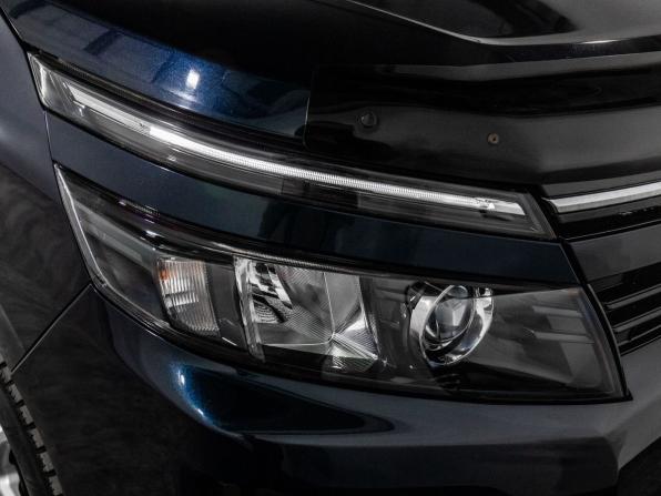 Toyota Voxy III (R80) с пробегом 2014 года, цена 1 699 500 рублей, 203214 км, минивэн, Автокод Объявления