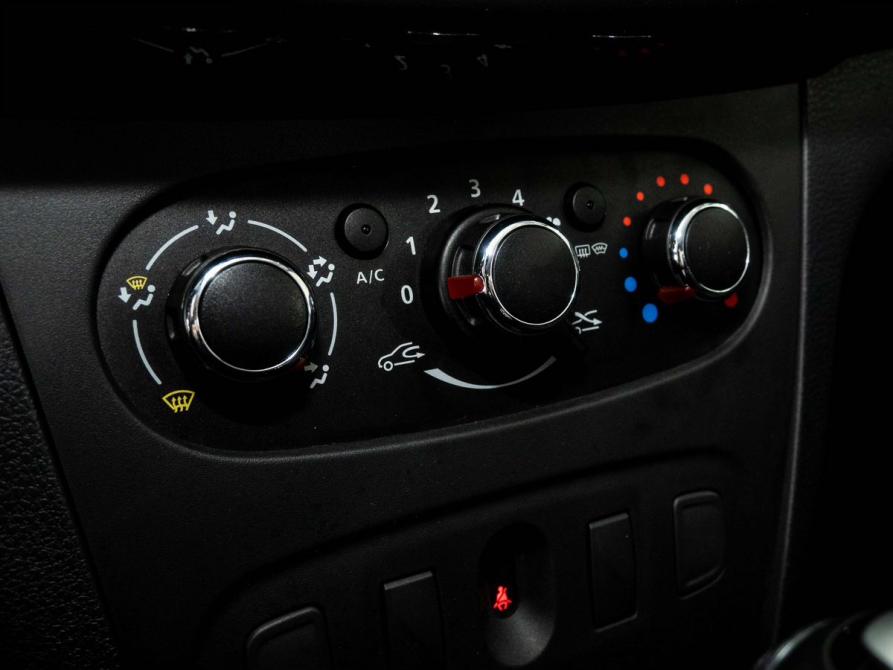Renault Logan II Рестайлинг Казань  - изображение 11