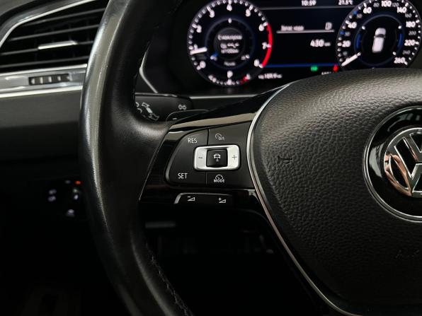 Volkswagen Tiguan II с пробегом 2018 года, цена 2 620 000 рублей, 122668 км, внедорожник, Автокод Объявления