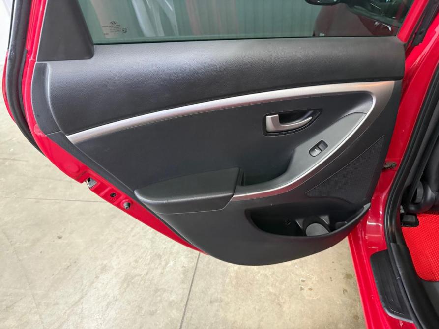 Hyundai i30 II Краснодар  - изображение 17