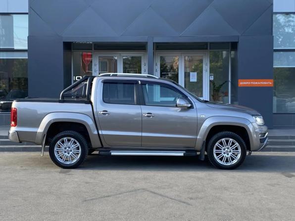Volkswagen Amarok I Рестайлинг с пробегом 2016 года, цена 2 295 000 рублей, 255000 км, offers.body_type.unknown, Автокод Объявления