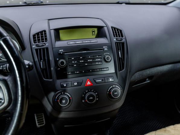 Kia Ceed I с пробегом 2008 года, цена 398 000 рублей, 143029 км, хэтчбек, Автокод Объявления