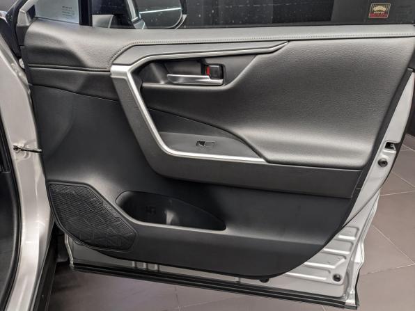 Toyota RAV4 V (XA50) с пробегом 2021 года, цена 3 280 000 рублей, 106000 км, внедорожник, Автокод Объявления