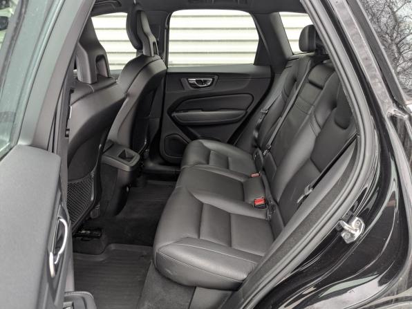 Volvo XC60 II с пробегом 2018 года, цена 3 395 000 рублей, 120630 км, внедорожник, Автокод Объявления