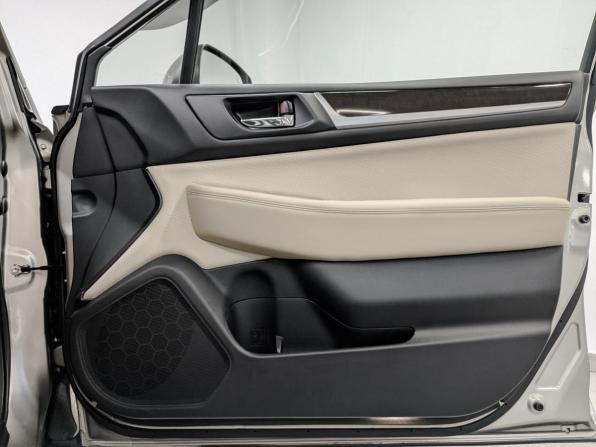 Subaru Outback V с пробегом 2017 года, цена 3 430 000 рублей, 23271 км, универсал, Автокод Объявления