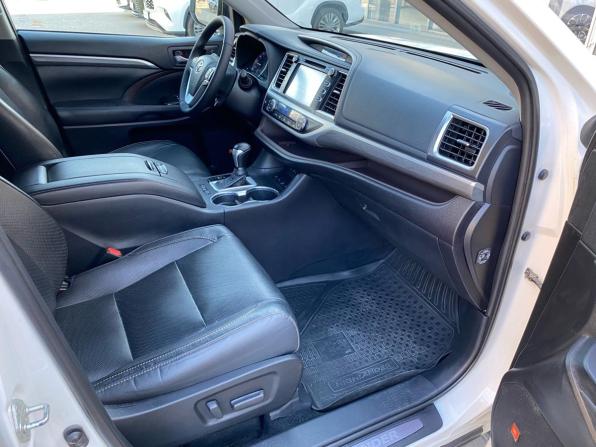 Toyota Highlander III (XU50) Рестайлинг с пробегом 2019 года, цена 3 550 000 рублей, 224131 км, внедорожник, Автокод Объявления