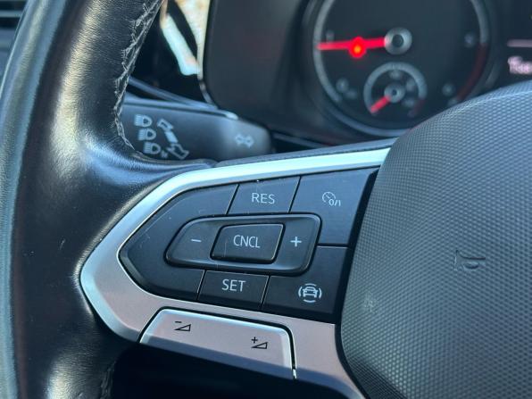 Volkswagen Multivan T6 Рестайлинг с пробегом 2021 года, цена 4 669 000 рублей, 158816 км, минивэн, Автокод Объявления