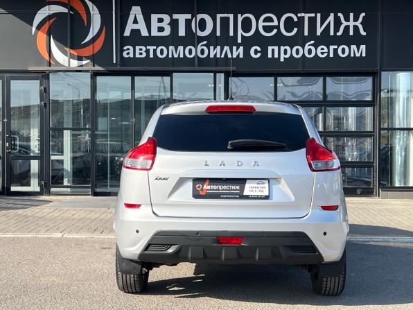 Lada (ВАЗ) XRAY I с пробегом 2017 года, цена 857 000 рублей, 121211 км, хэтчбек, Автокод Объявления