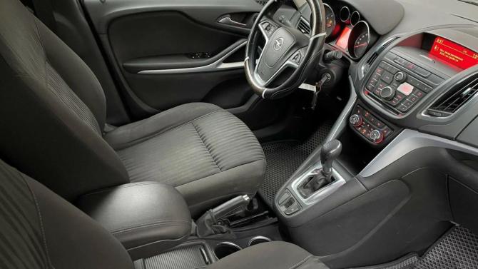 Opel Zafira C с пробегом 2013 года, цена 850 000 рублей, 254900 км, минивэн, Автокод Объявления