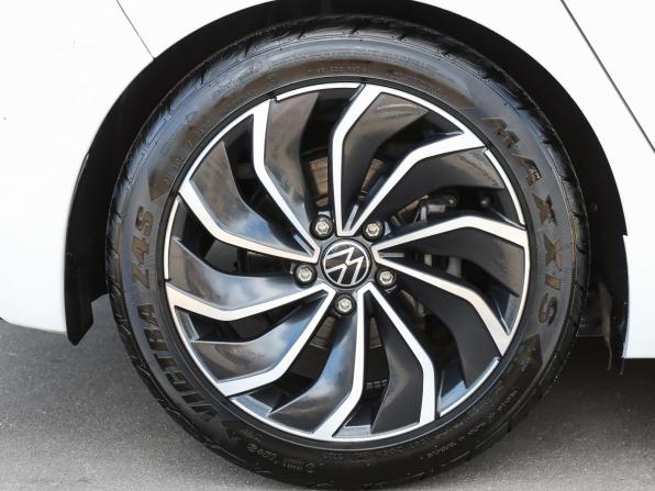 Volkswagen Golf VIII с пробегом 2022 года, цена 2 498 000 рублей, 76869 км, хэтчбек, Автокод Объявления