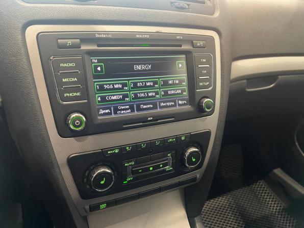Skoda Octavia II (A5) Рестайлинг с пробегом 2013 года, цена 799 000 рублей, 230536 км, лифтбек, Автокод Объявления