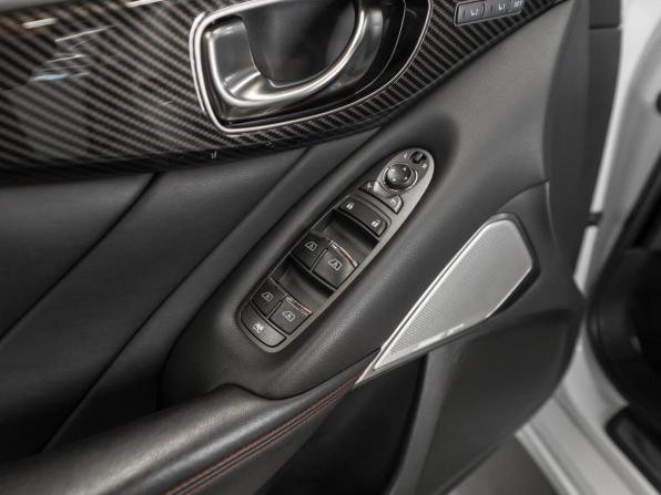 Infiniti Q50 I Рестайлинг с пробегом 2018 года, цена 3 250 000 рублей, 109350 км, седан, Автокод Объявления