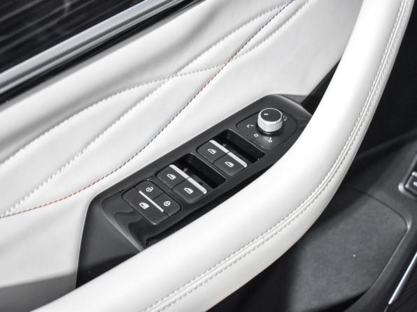 Geely Monjaro I с пробегом 2023 года, цена 2 937 890 рублей, 48001 км, внедорожник, Автокод Объявления