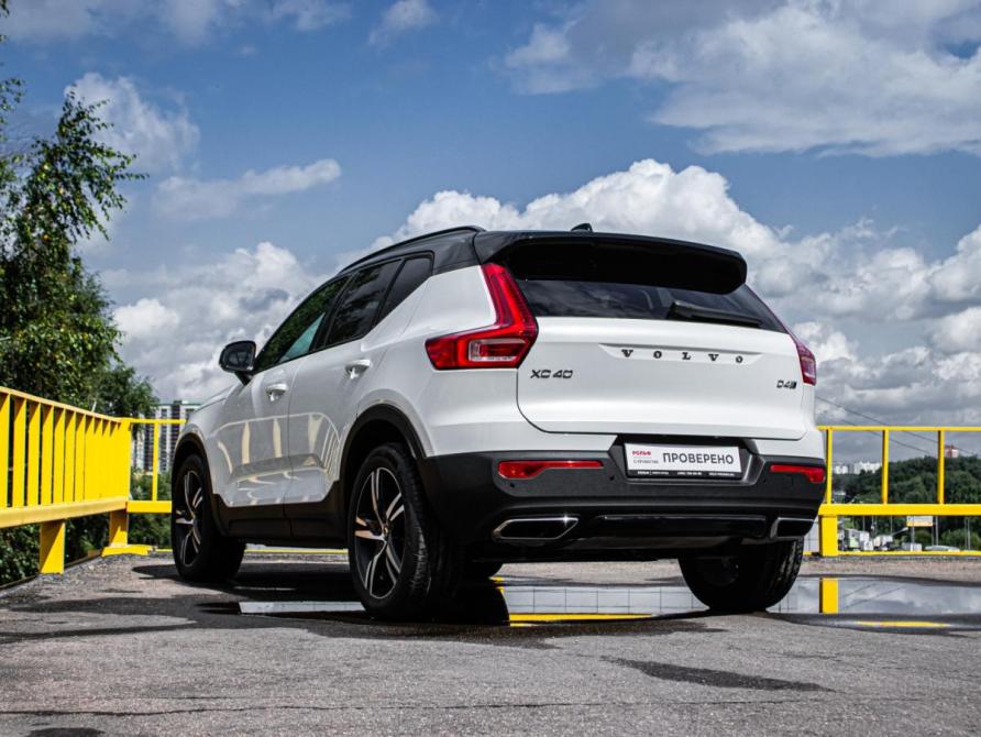 Volvo XC40 I Москва  - изображение 7
