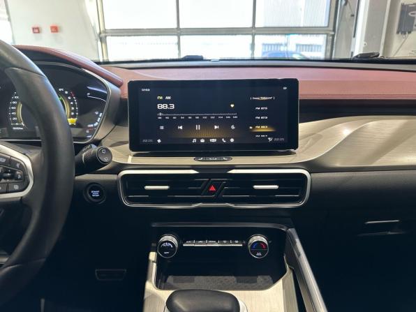 Geely Coolray I с пробегом 2022 года, цена 1 550 000 рублей, 95152 км, внедорожник, Автокод Объявления