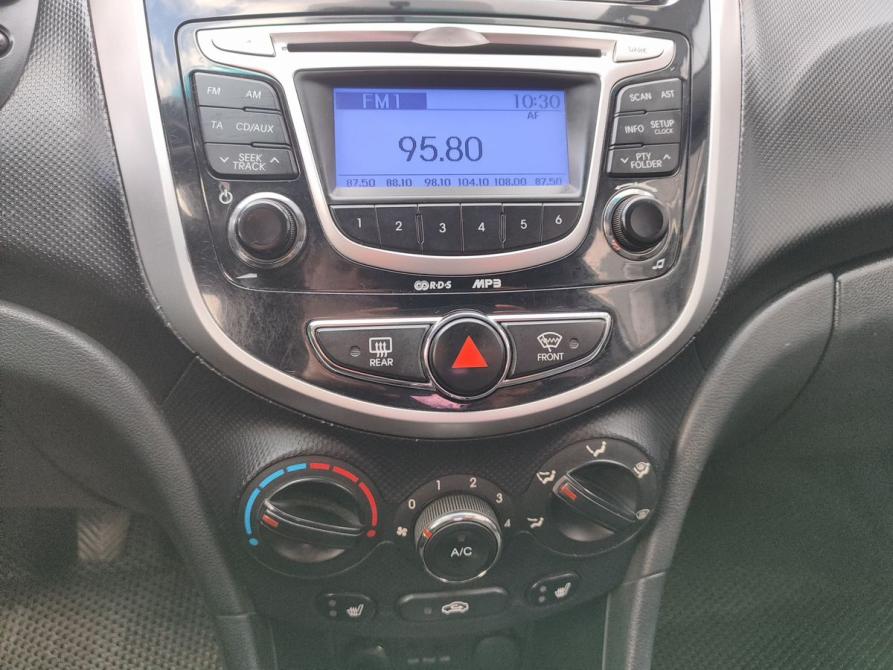 Hyundai Solaris I Москва  - изображение 12