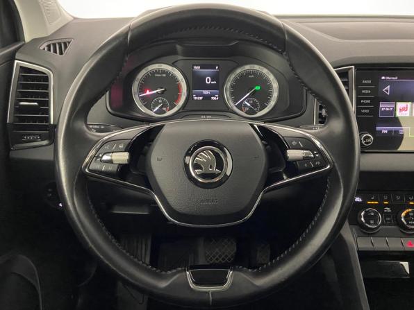 Skoda Karoq I с пробегом 2021 года, цена 2 299 000 рублей, 131217 км, внедорожник, Автокод Объявления
