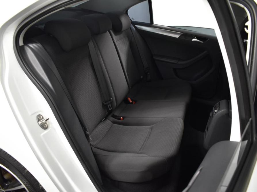 Volkswagen Jetta VI Рестайлинг Казань  - изображение 7