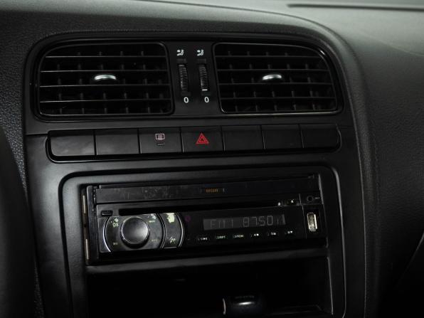 Volkswagen Polo V с пробегом 2014 года, цена 699 000 рублей, 164302 км, седан, Автокод Объявления