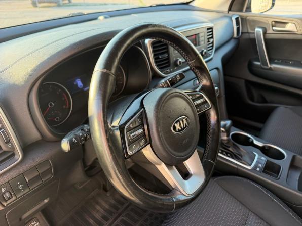 Kia Sportage IV Рестайлинг с пробегом 2019 года, цена 1 929 900 рублей, 109777 км, внедорожник, Автокод Объявления