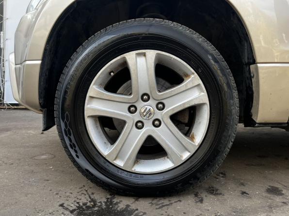 Suzuki Grand Vitara II Рестайлинг с пробегом 2011 года, цена 1 100 000 рублей, 122680 км, внедорожник, Автокод Объявления