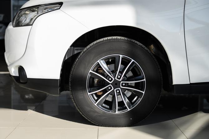 Mitsubishi Outlander III с пробегом 2013 года, цена 1 300 000 рублей, 137549 км, внедорожник, Автокод Объявления