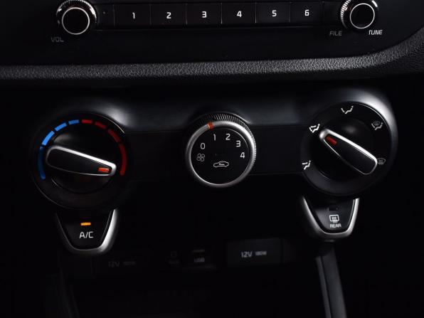 Kia Rio IV с пробегом 2017 года, цена 1 299 999 рублей, 127285 км, седан, Автокод Объявления