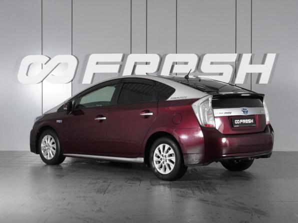Toyota Prius III Рестайлинг (XW30) с пробегом 2014 года, цена 1 744 000 рублей, 184094 км, лифтбек, Автокод Объявления