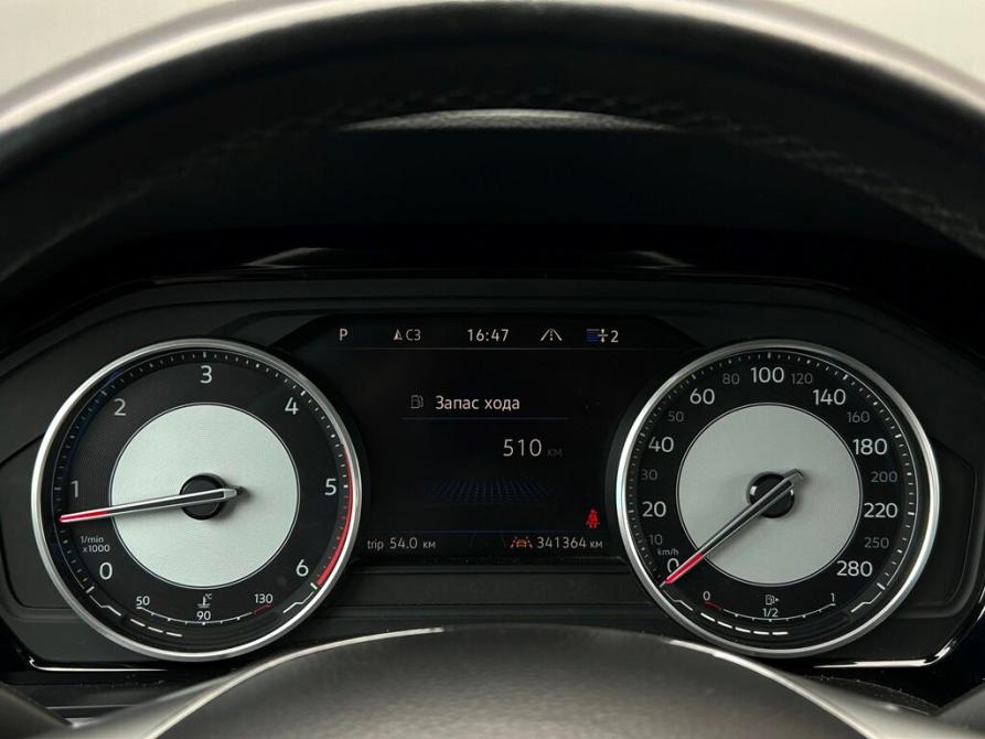 Volkswagen Touareg III Санкт-Петербург  - изображение 25