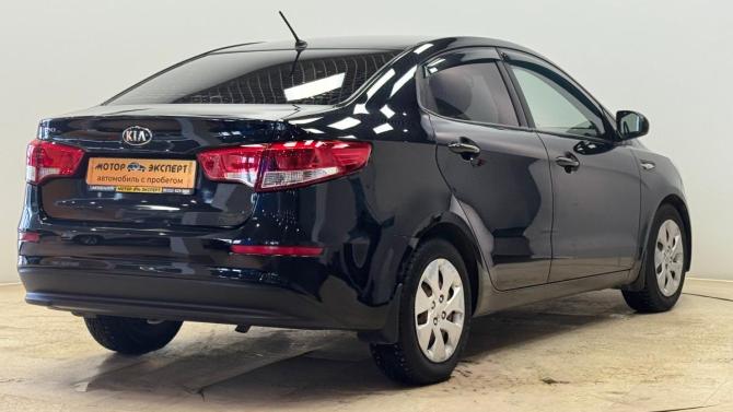 Kia Rio III Рестайлинг с пробегом 2016 года, цена 925 000 рублей, 84805 км, седан, Автокод Объявления