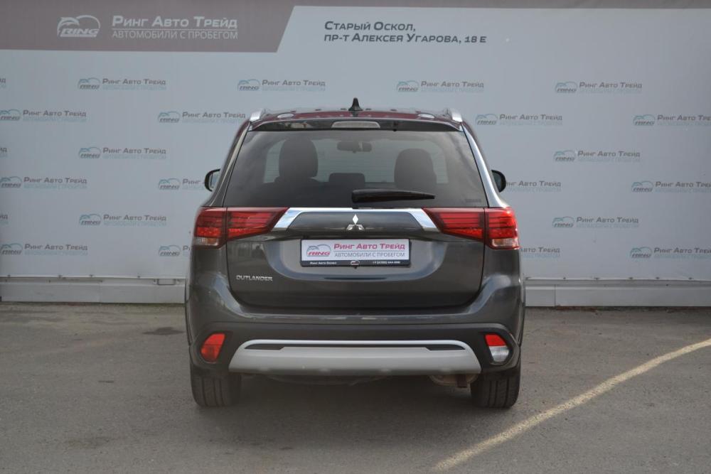 Mitsubishi Outlander III Рестайлинг 3 Старый Оскол  - изображение 4